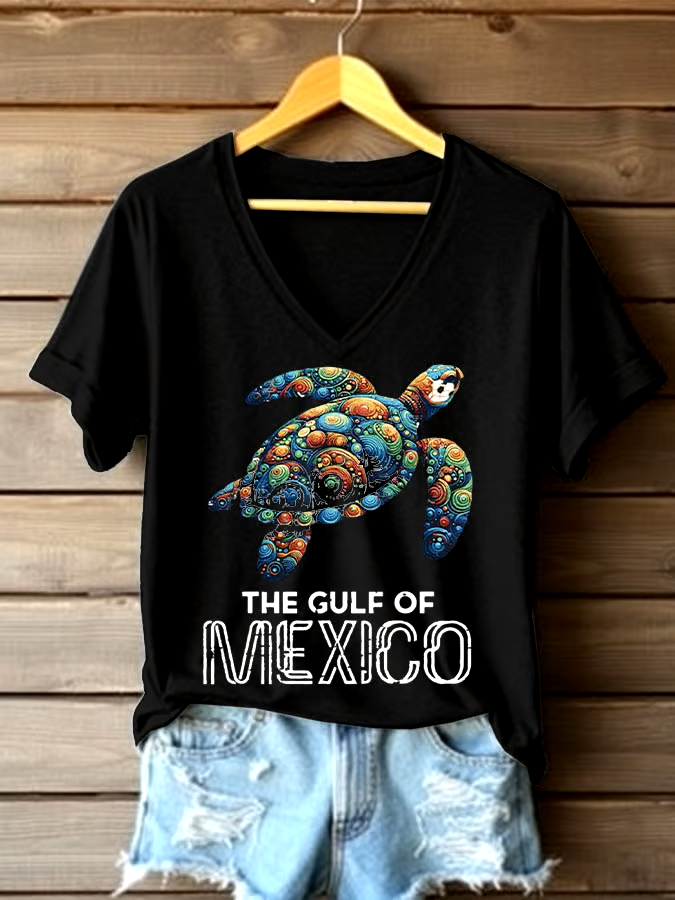 🌊Buy 3 get 12% off丨Women's Sea Turtle The Gulf Of Mexico Printed V Neck T-shirt