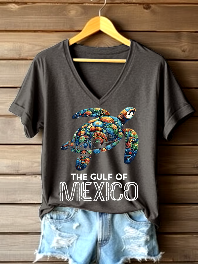 🌊Buy 3 get 12% off丨Women's Sea Turtle The Gulf Of Mexico Printed V Neck T-shirt