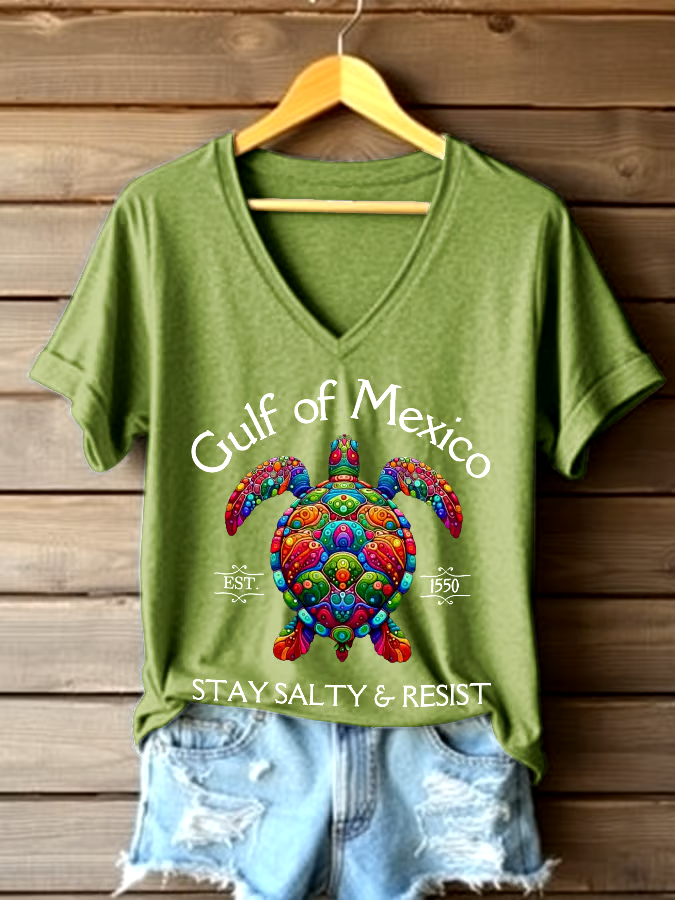 🌊Buy 3 get 12% off丨Women's Gulf Of Mexico Printed V Neck T-shirt