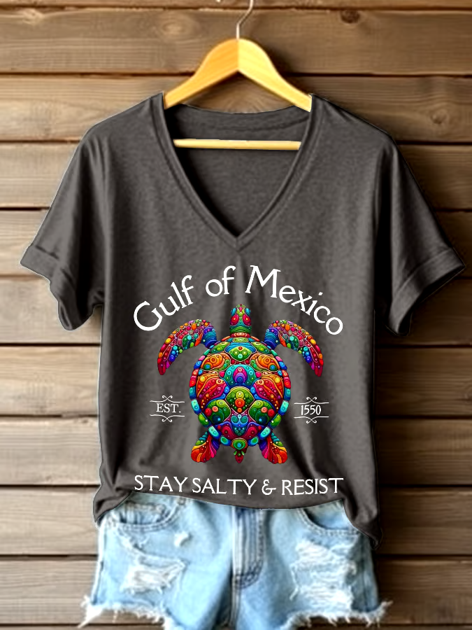 🌊Buy 3 get 12% off丨Women's Gulf Of Mexico Printed V Neck T-shirt