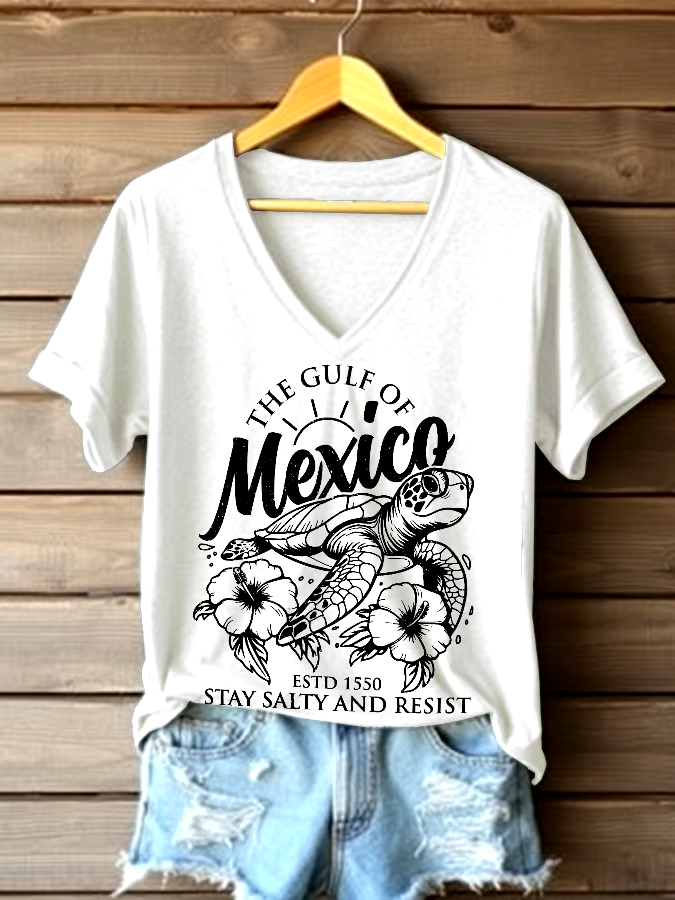 🌊Buy 3 get 12% off丨Women's Gulf Of Mexico Printed V Neck T-shirt